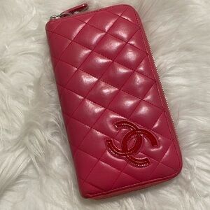 Chanel Leather Zippy Wallet
